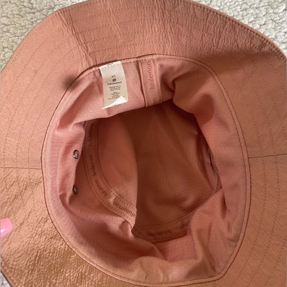 Lululemon on my level bucket hat - Picture 4 of 5